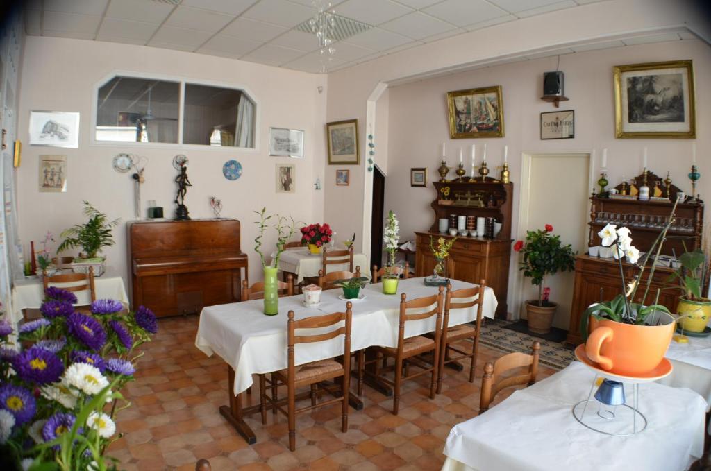 פוראס Hotel De L'Arrivee מראה חיצוני תמונה